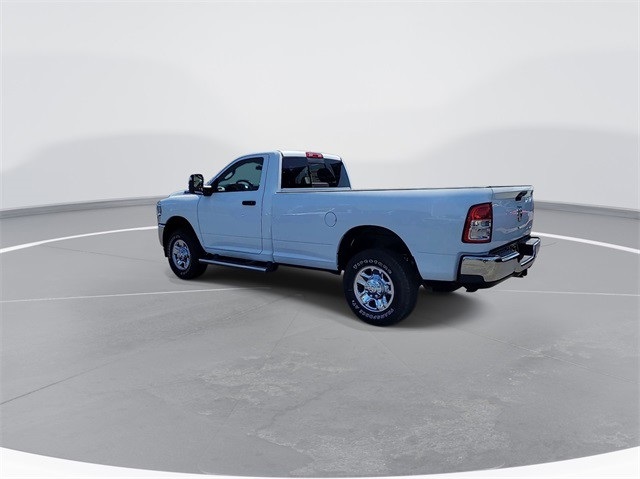 2024 Ram 3500 Tradesman photo 6