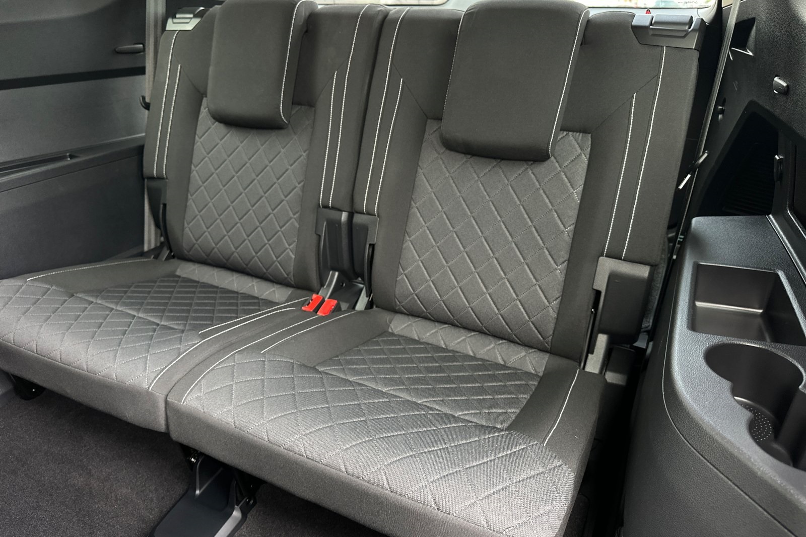 2021 Volkswagen Atlas S photo 14