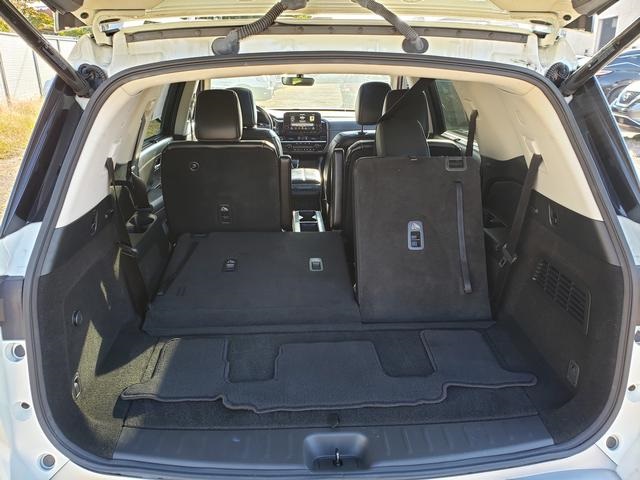 2023 Nissan Pathfinder SL photo 13