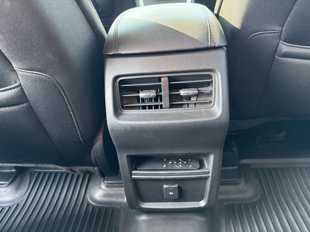 2019 Ford Edge SEL photo 21