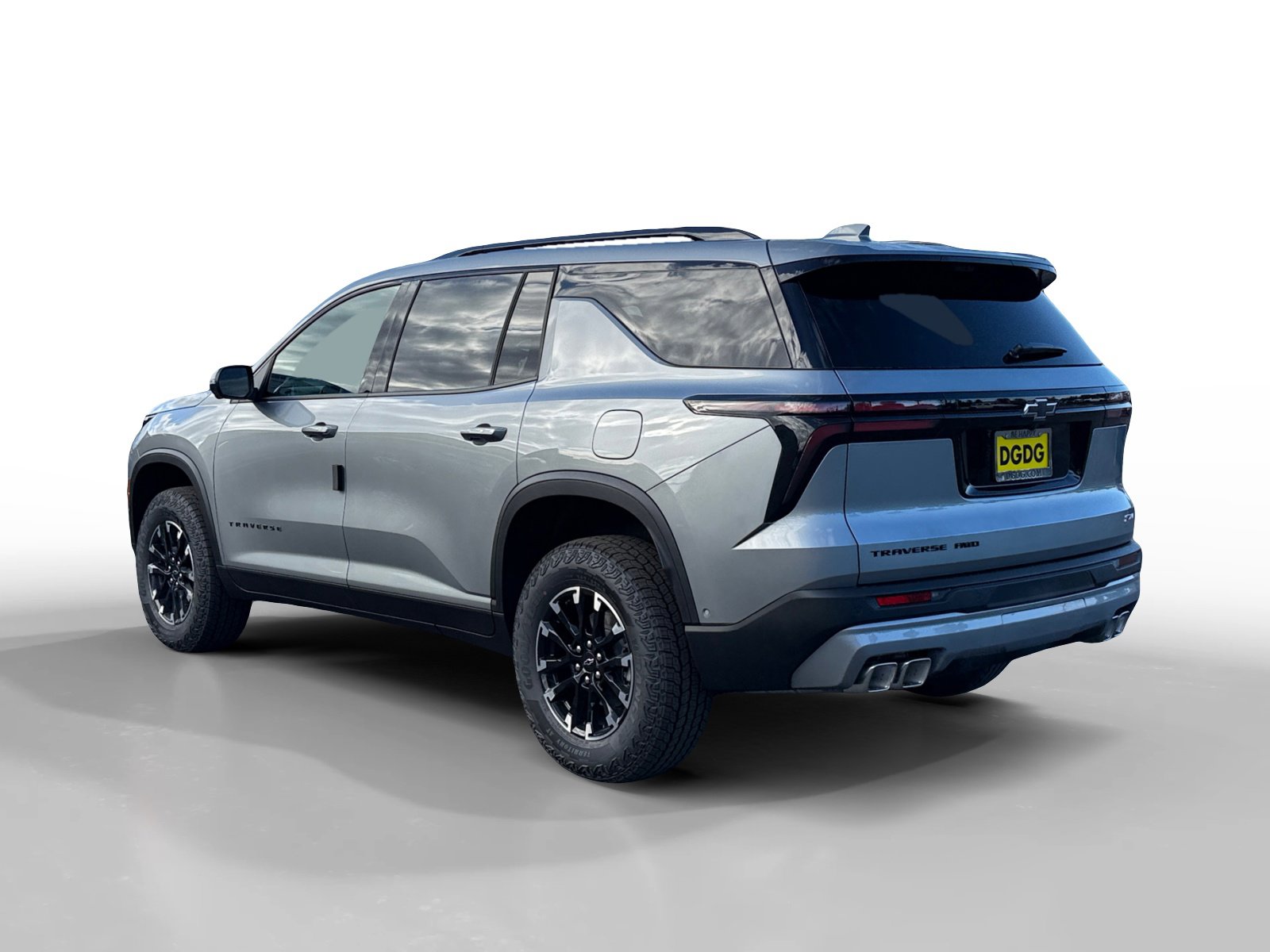 2026 Chevrolet Traverse Z71 photo 3