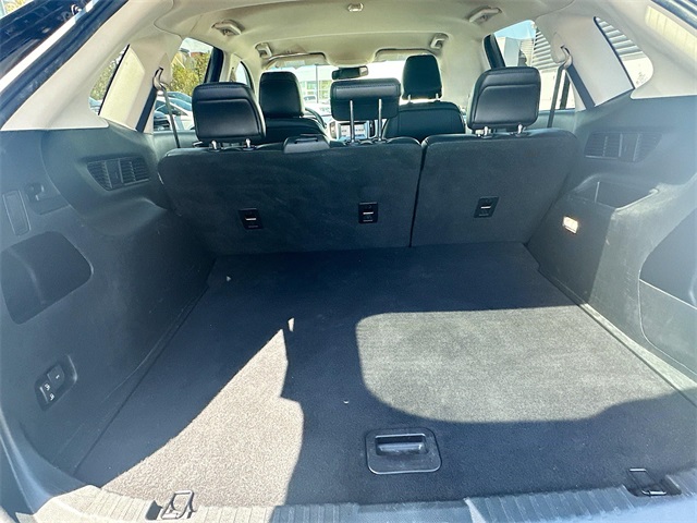 2020 Ford Edge SEL photo 25