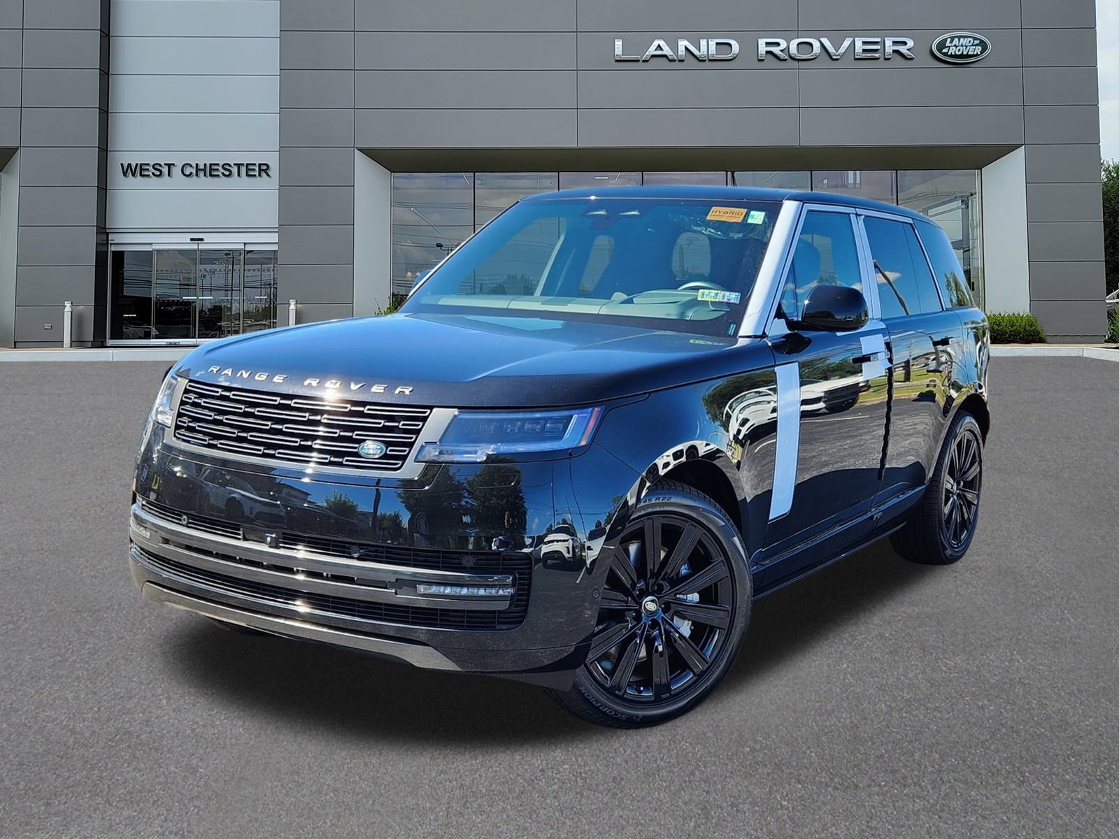 2025 Land Rover Range Rover SE's photo