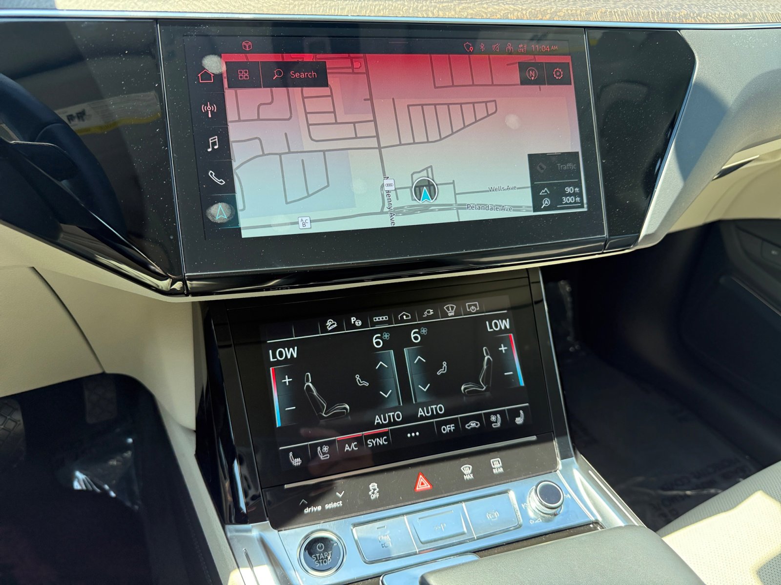 2024 Audi Q8 E-tron Prestige photo 10