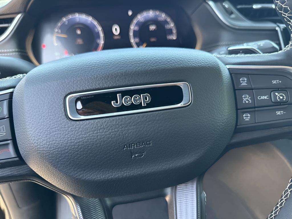 2025 Jeep Grand Cherokee Altitude X photo 20