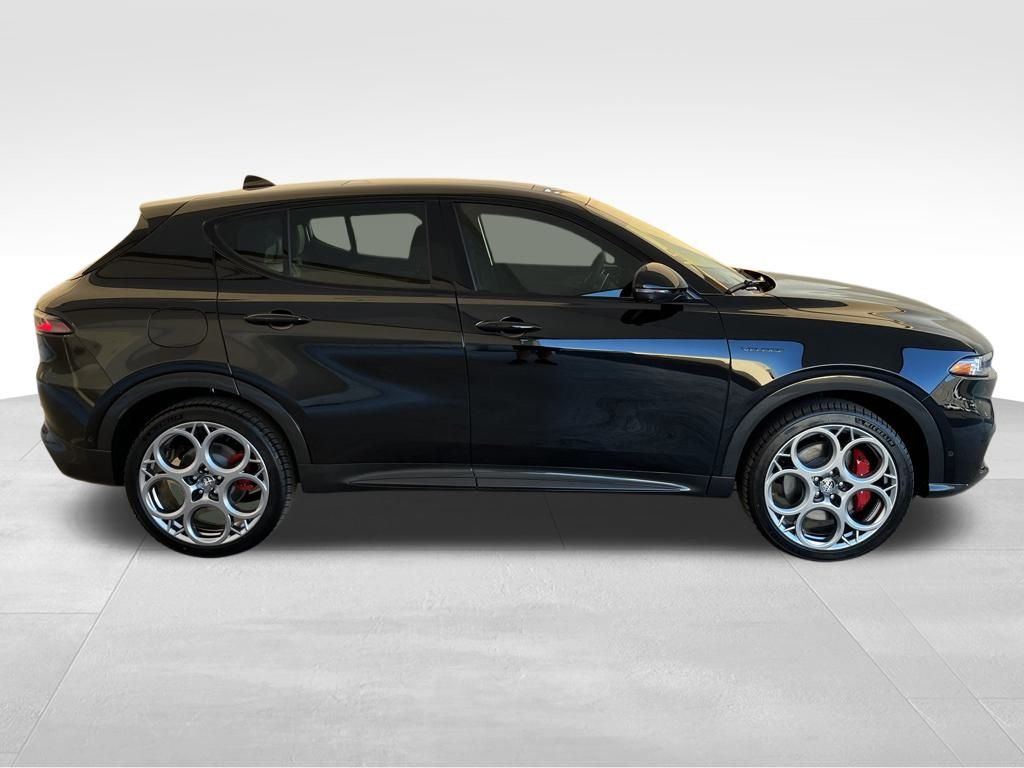 2024 Alfa Romeo Tonale Veloce photo 3