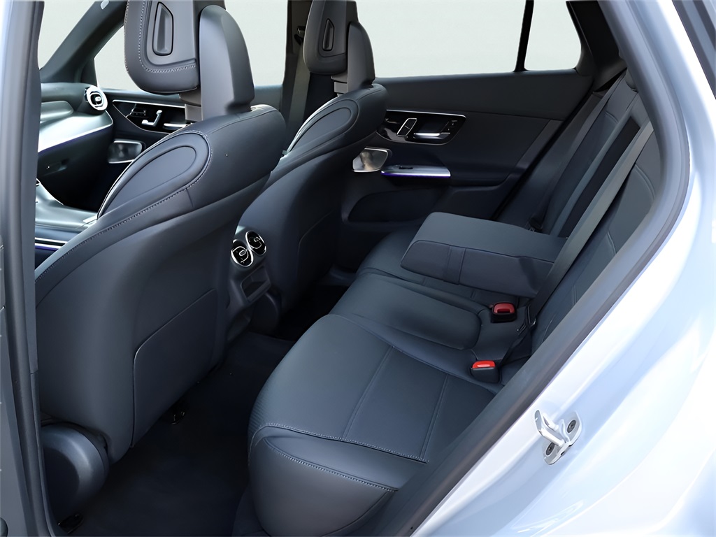 2025 Mercedes Benz GLC 300 4MATIC photo 19
