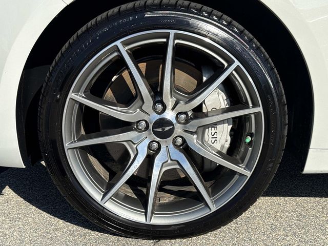 2025 Genesis G70 2.5T photo 9