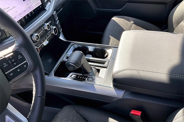 2025 Ford F-150 XLT photo 8