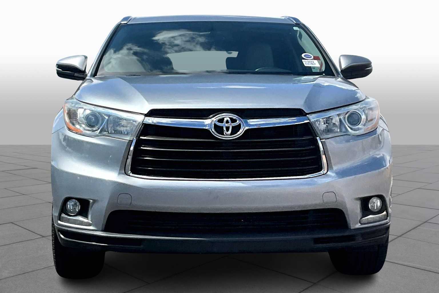 2015 Toyota Highlander Limited photo 3