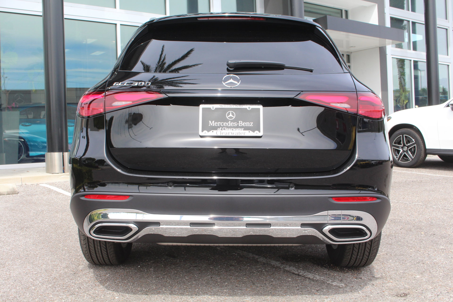 2026 Mercedes Benz GLC 300 photo 4