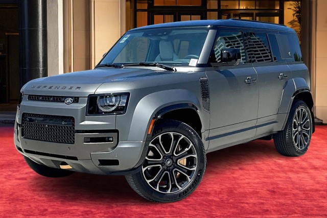 新品未開封Land Rover Epic New Defender New 2024 Land Rover Defender For Sale at Land Rover White