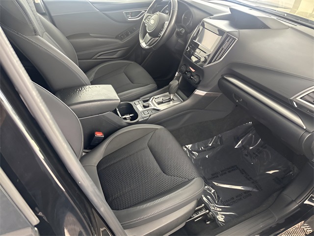 2022 Subaru Forester Premium photo 20