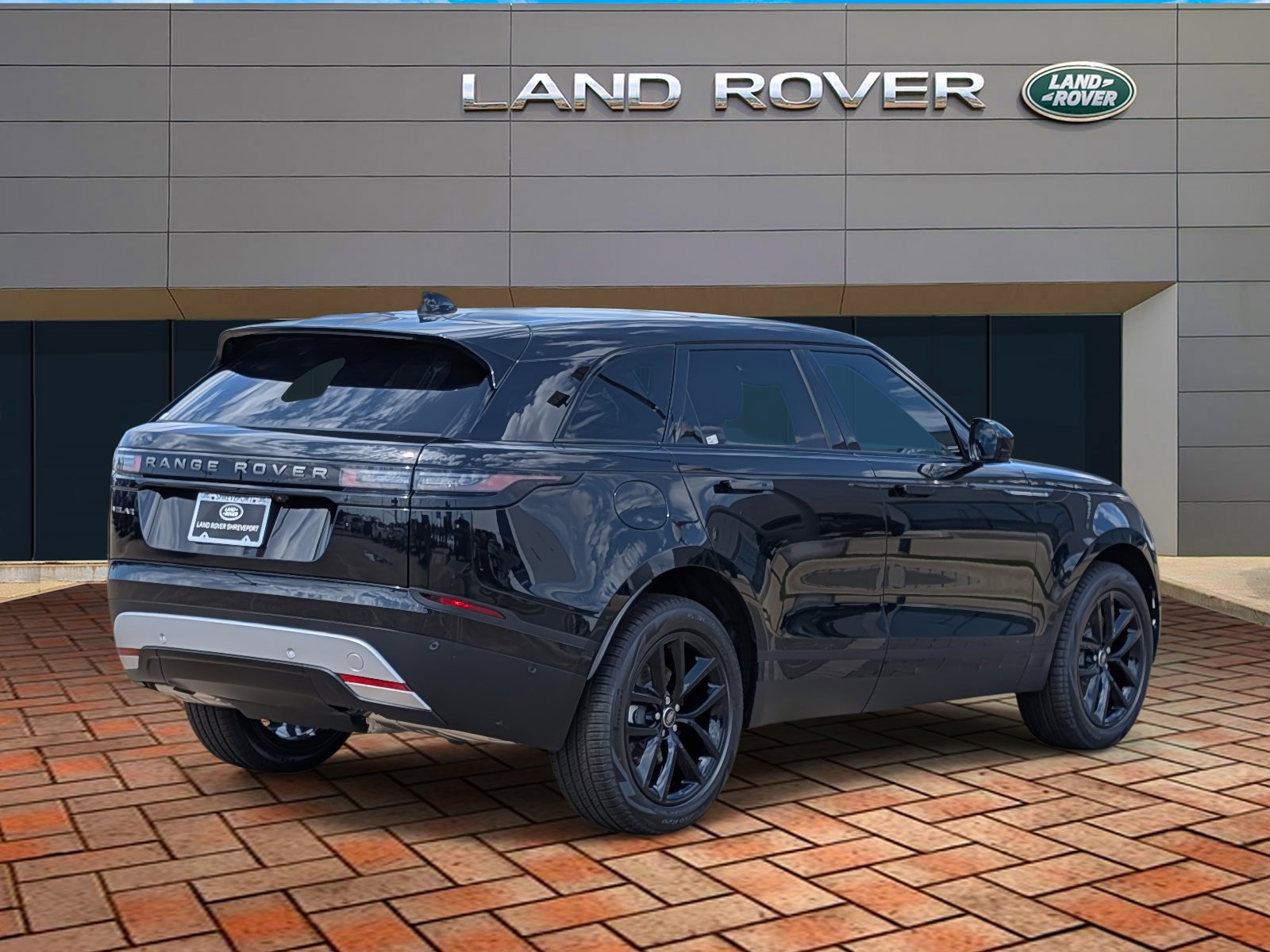 2026 Land Rover Range Rover Velar S photo 4