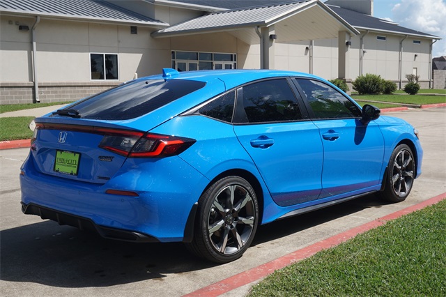 2026 Honda Civic Hatchback Touring Hybrid photo 4