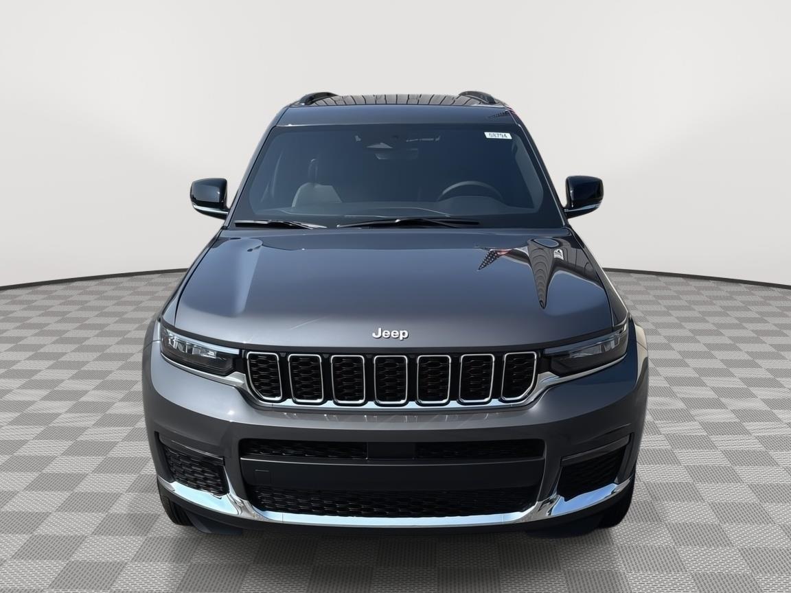 2025 Jeep Grand Cherokee Limited photo 10