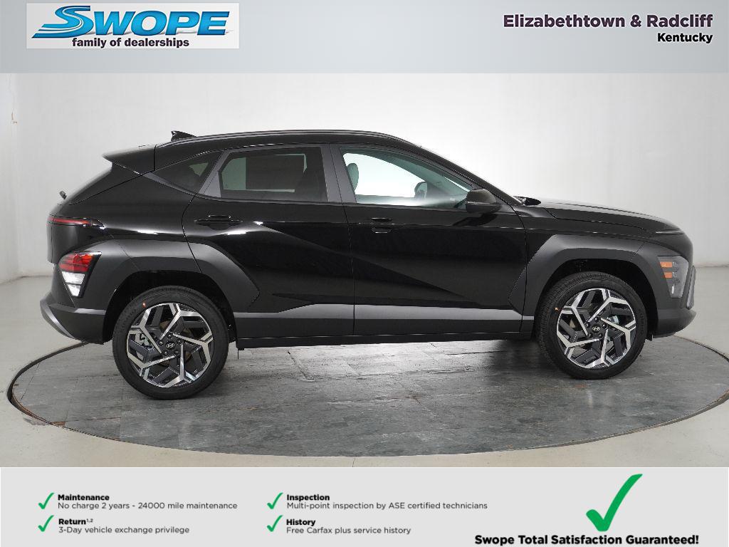 2026 Hyundai Kona SEL photo 2