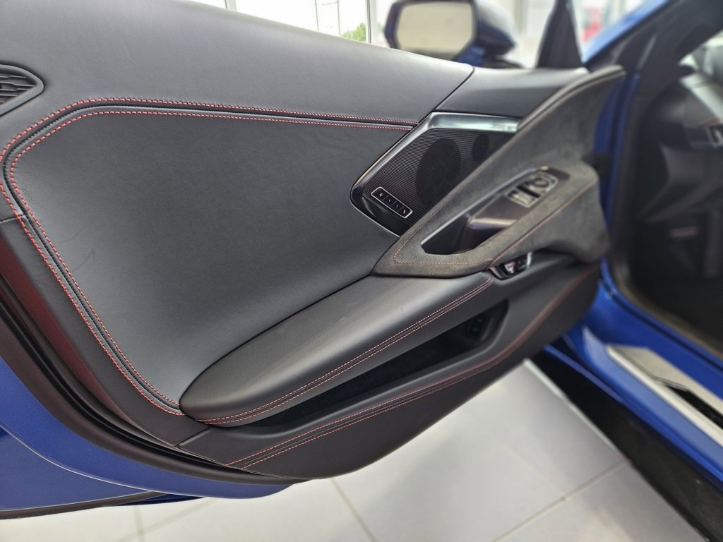 2023 Chevrolet Corvette Stingray 3LT photo 7