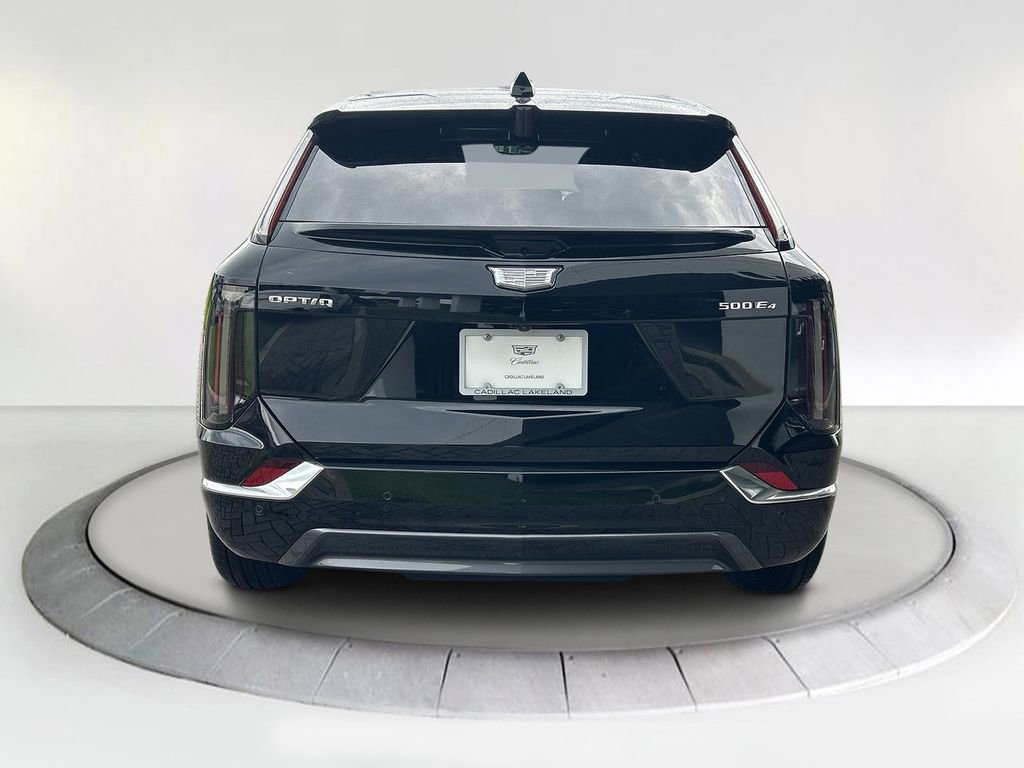 2025 Cadillac Optiq Luxury photo 4