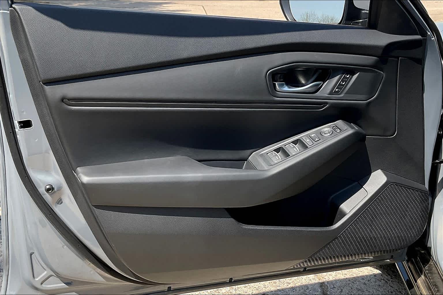 2025 Honda Accord Hybrid EX-L photo 9
