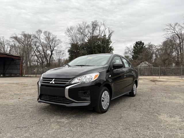 2024 Mitsubishi Mirage G4 ES photo 2