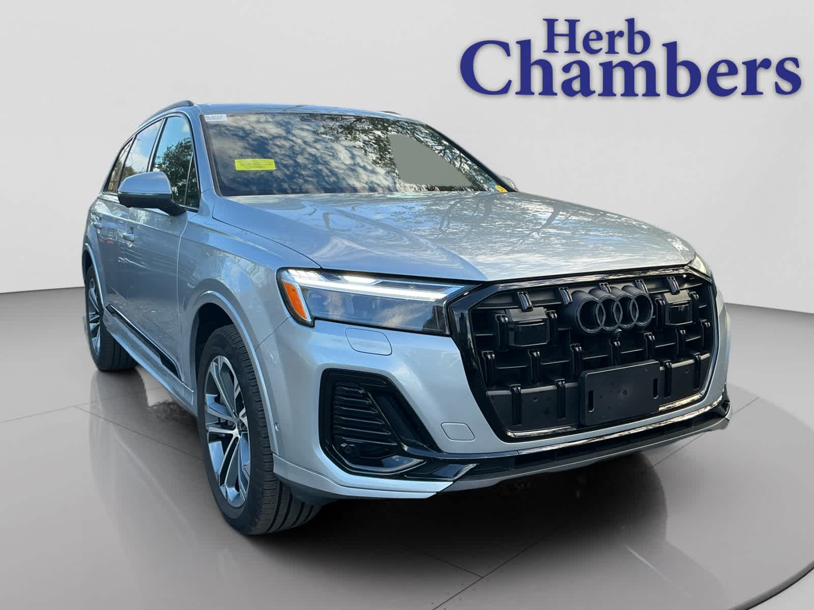 2025 Audi Q7 Premium Plus's photo