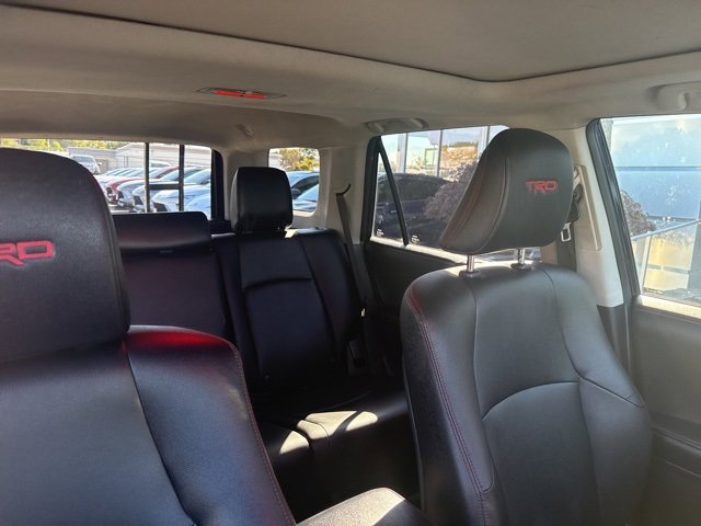 2018 Toyota 4Runner TRD Off-Road Premium photo 35