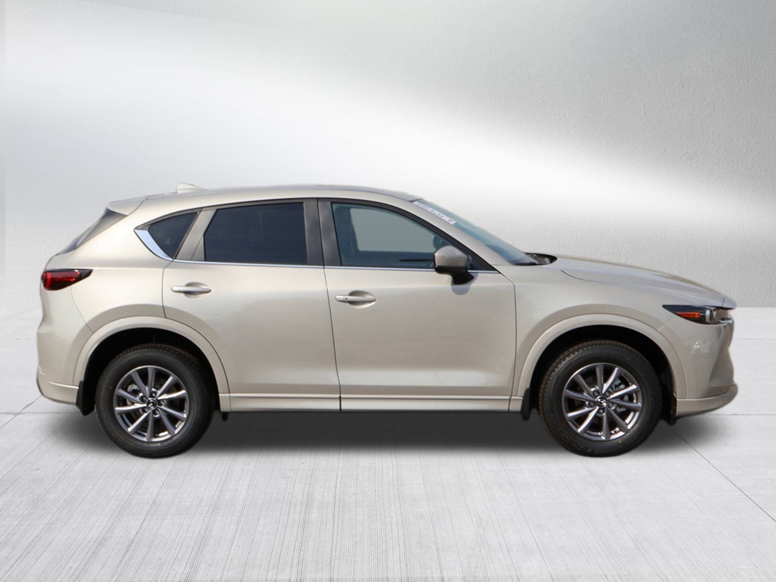 2025 Mazda CX-5 2.5 S Preferred photo 8