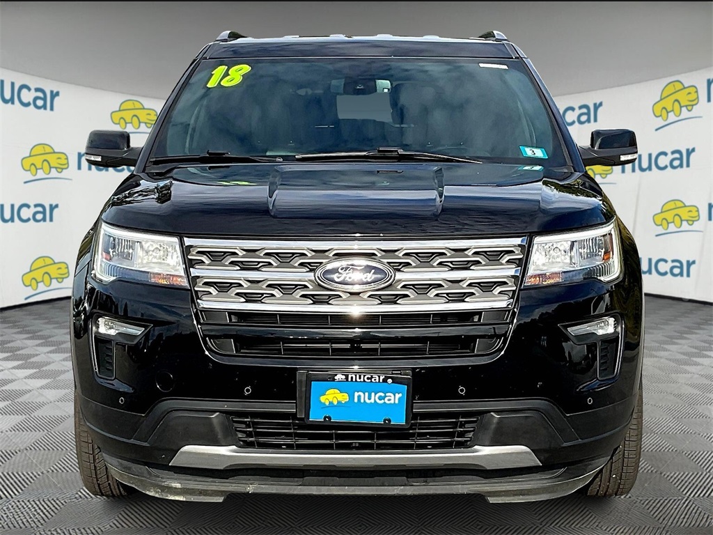 2018 Ford Explorer XLT photo 2
