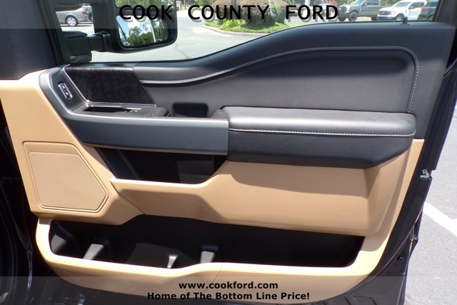 2023 Ford F-150 XLT photo 16