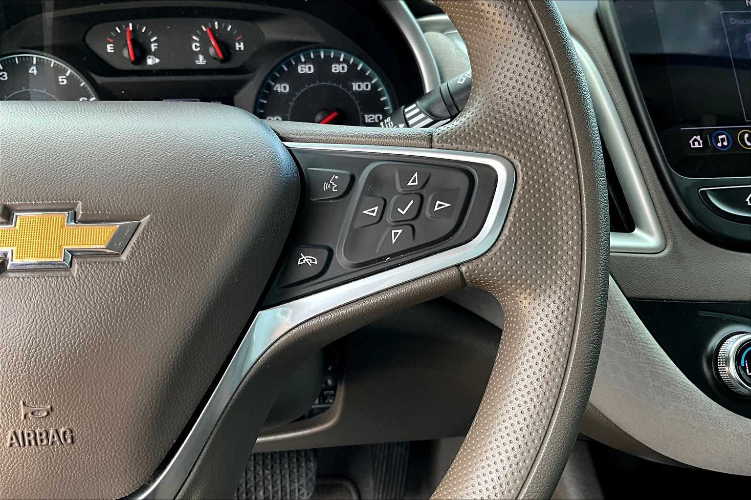 2022 Chevrolet Malibu 1LT photo 24