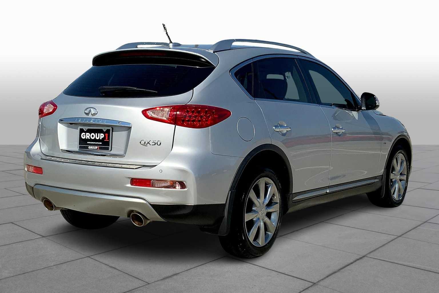 2017 Infiniti QX50 photo 11