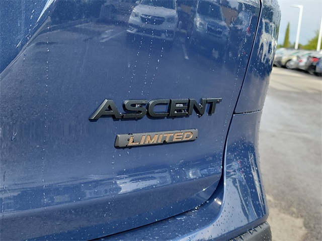2025 Subaru Ascent Limited photo 4