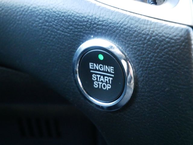 2022 Ford Edge ST photo 12