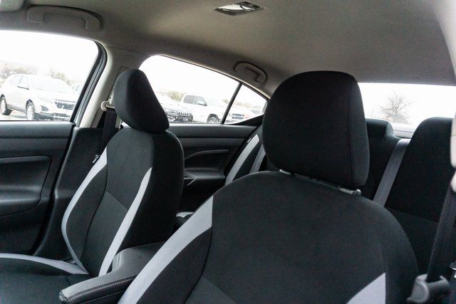 2025 Nissan Versa S photo 8