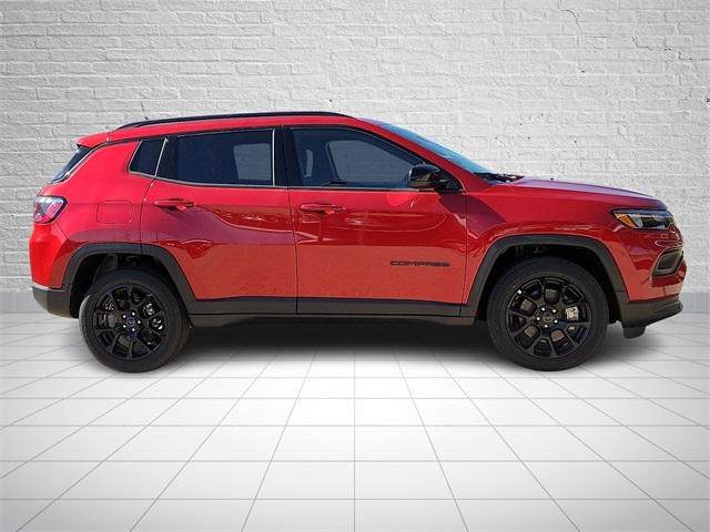 2026 Jeep Compass Latitude Altitude photo 4