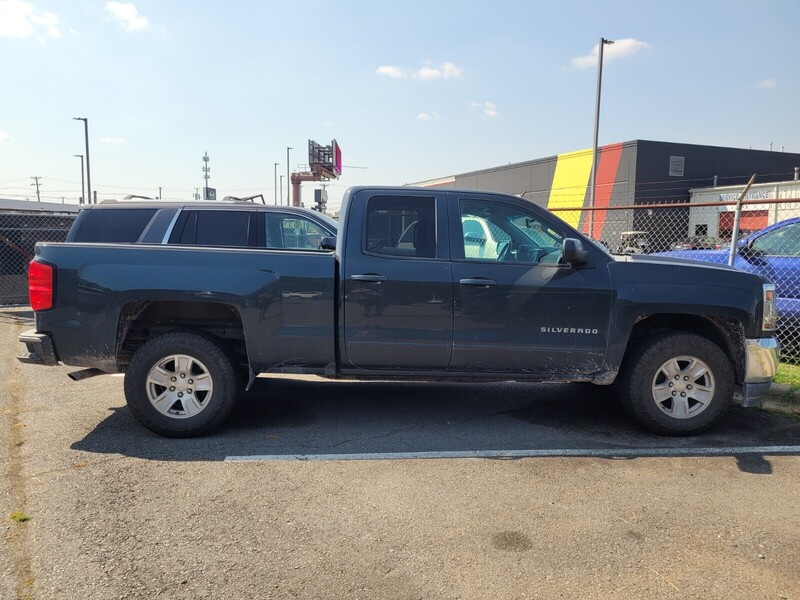 Used 2019 Chevrolet Silverado 1500 LD LT with VIN 2GCRCPECXK1188995 for sale in Little Rock