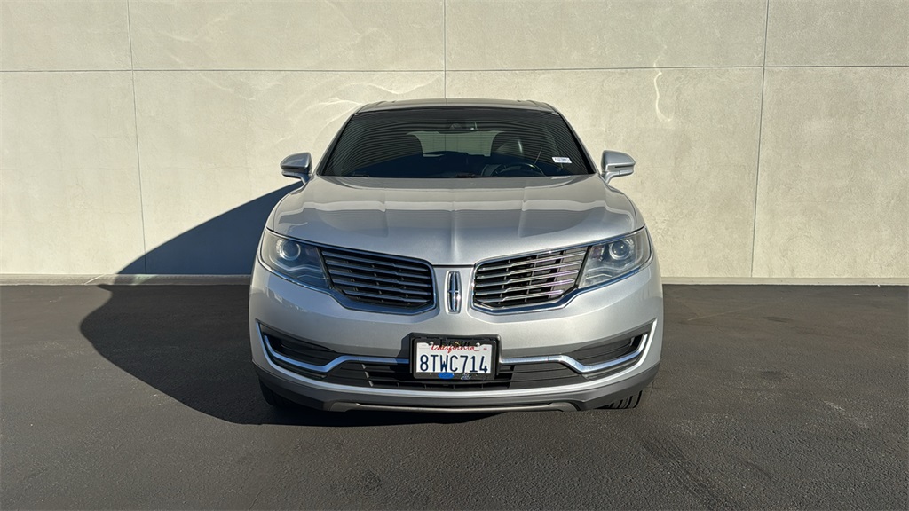 Used 2017 Lincoln MKX Reserve with VIN 2LMPJ8LR2HBL34125 for sale in Indio, CA