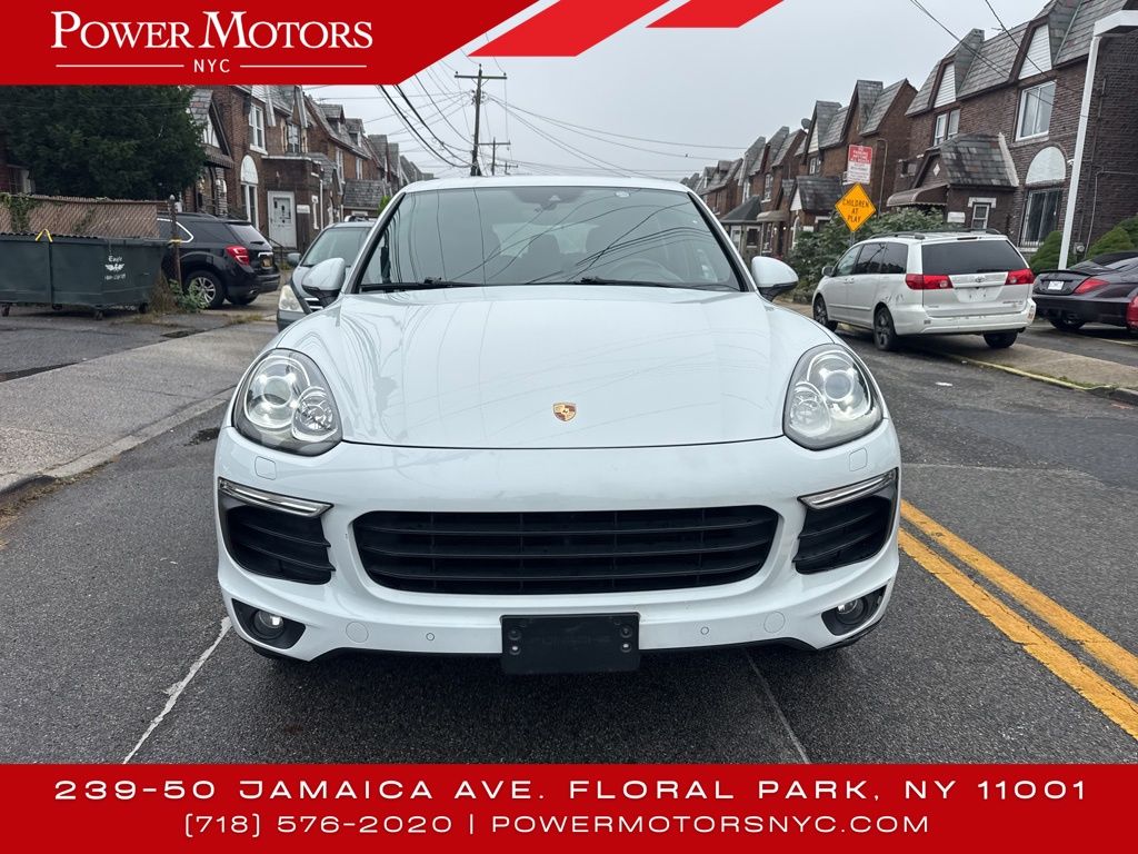 2017 Porsche Cayenne Platinum Edition photo 8