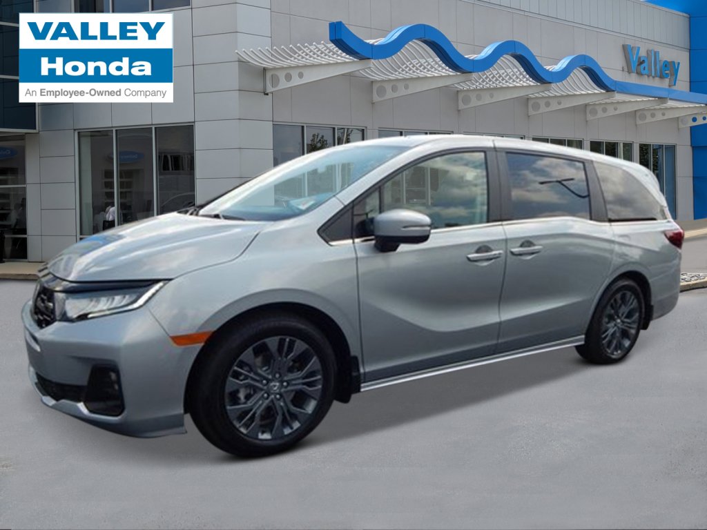 2026 Honda Odyssey Touring's photo