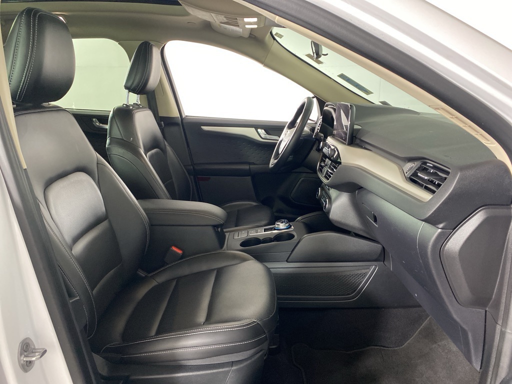 2020 Ford Escape SE Sport Hybrid photo 29
