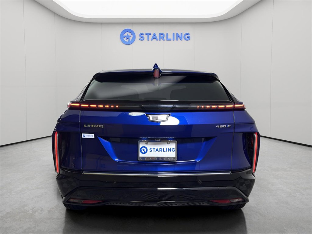 2024 Cadillac Lyriq Luxury photo 7
