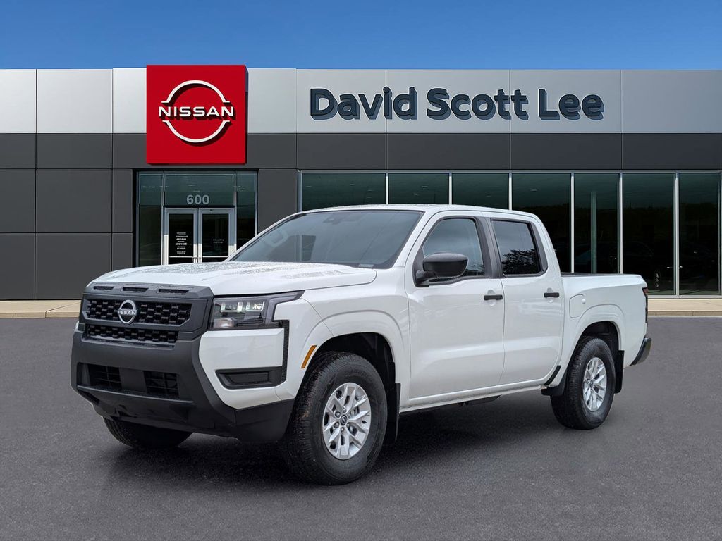 2026 Nissan Frontier S's photo