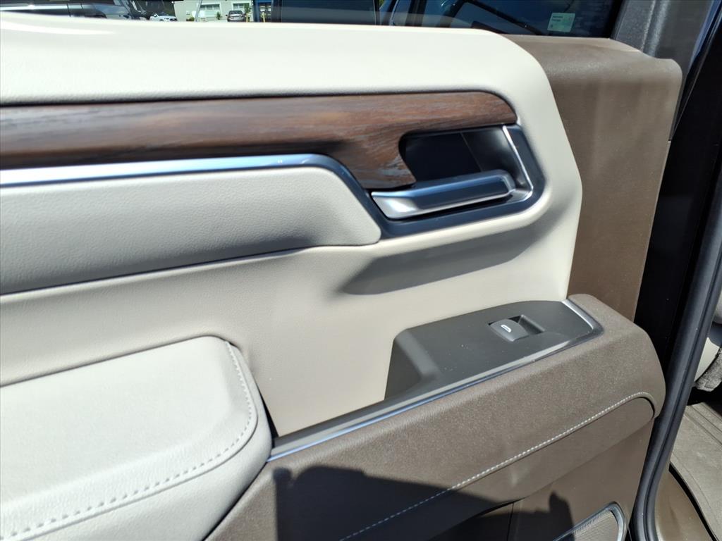2025 Gmc Sierra 1500 SLT photo 6