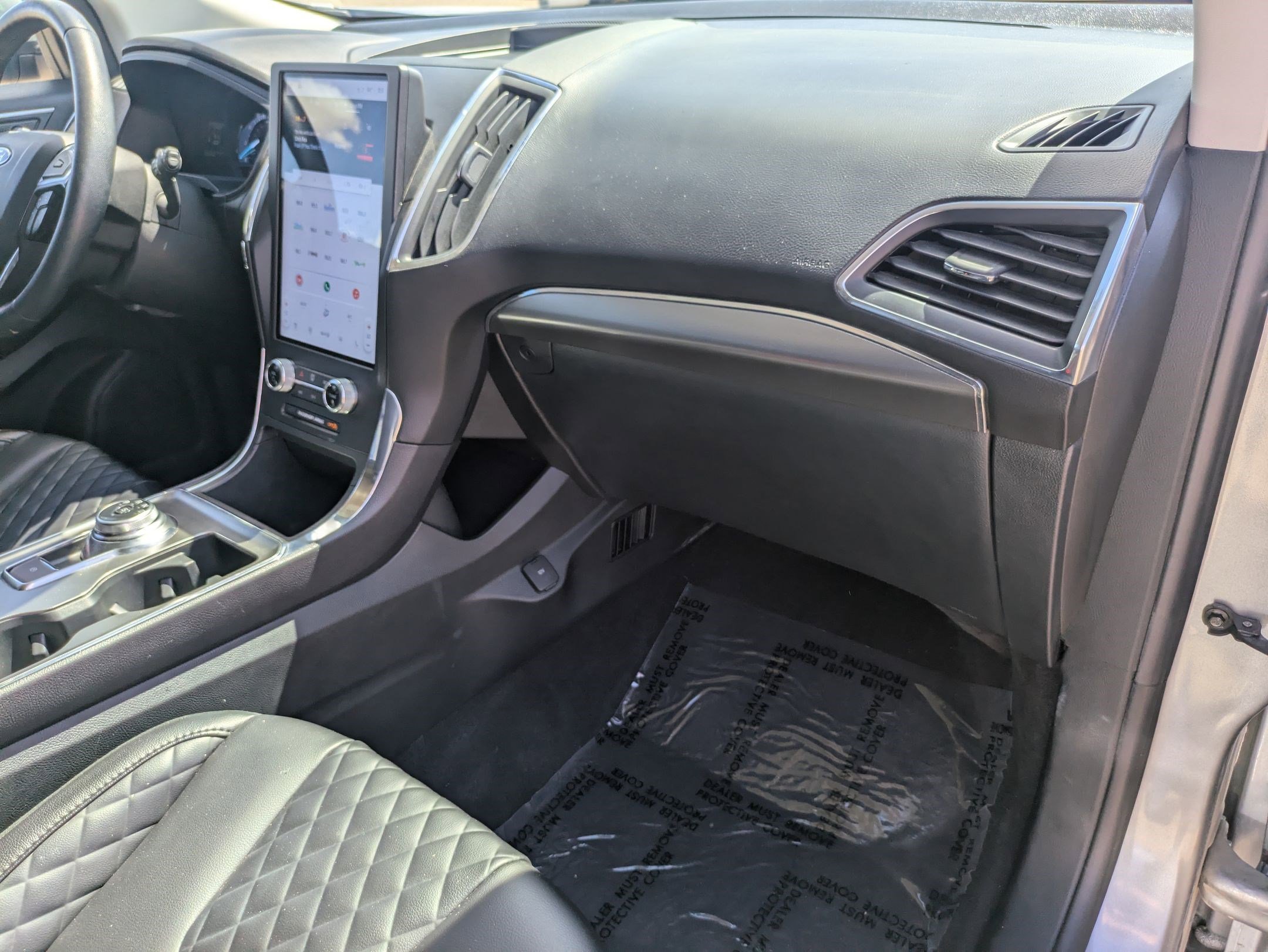 2024 Ford Edge Titanium photo 31