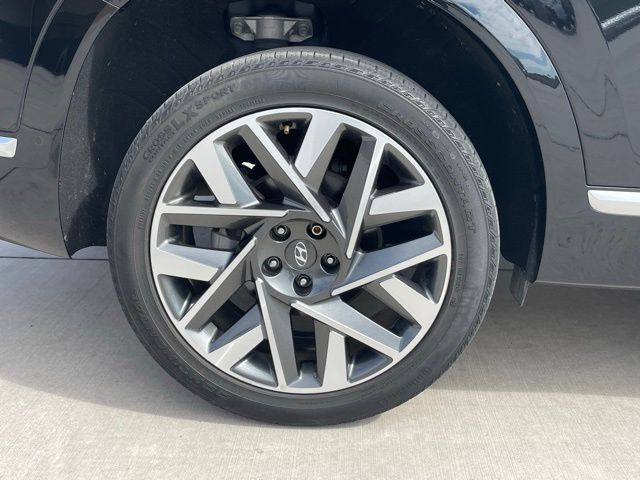 2023 Hyundai Santa Fe Calligraphy photo 3
