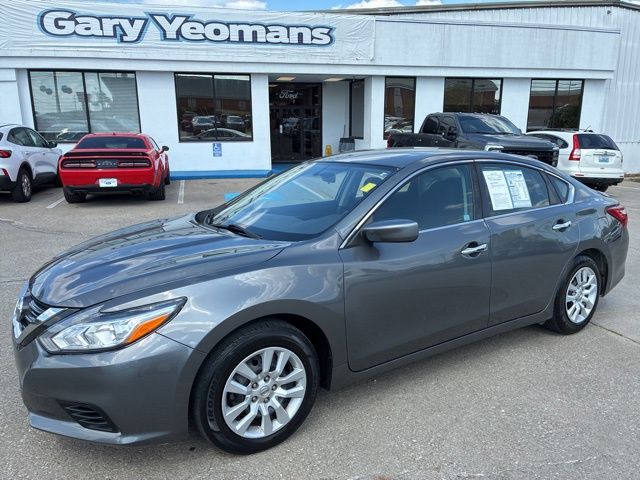 2017 Nissan Altima 2.5 S photo 2