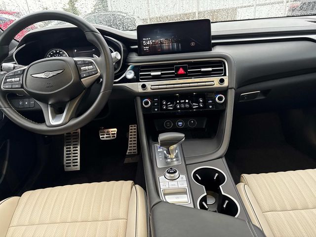 2024 Genesis G70 3.3T Sport Advanced photo 13