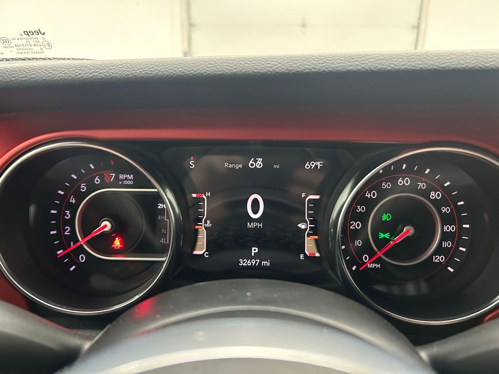 2021 Jeep Gladiator Rubicon photo 17