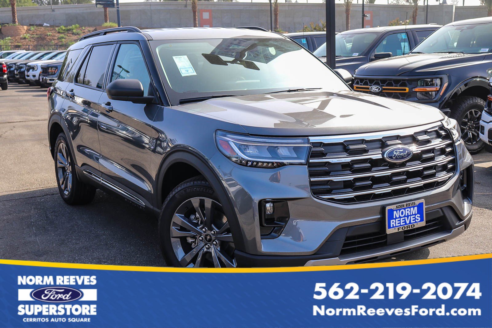 2025 Ford Explorer Active's photo